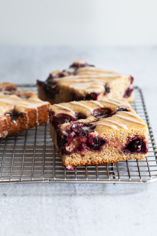 Vegan-cherry-bars-4 Vegan Sweet Cherry Bars and 20 Reasons to Eat Sweet Cherries in 2020