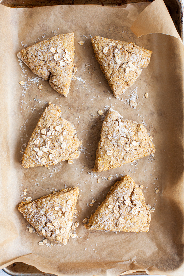 20200506_5eb27015e8dc5 Wholesome Vegan Pumpkin Oat Scones