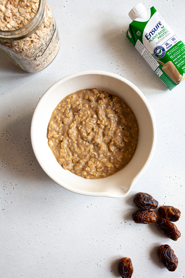 20200506_5eb2703019026 Vanilla Spice Pumpkin Overnight Oats