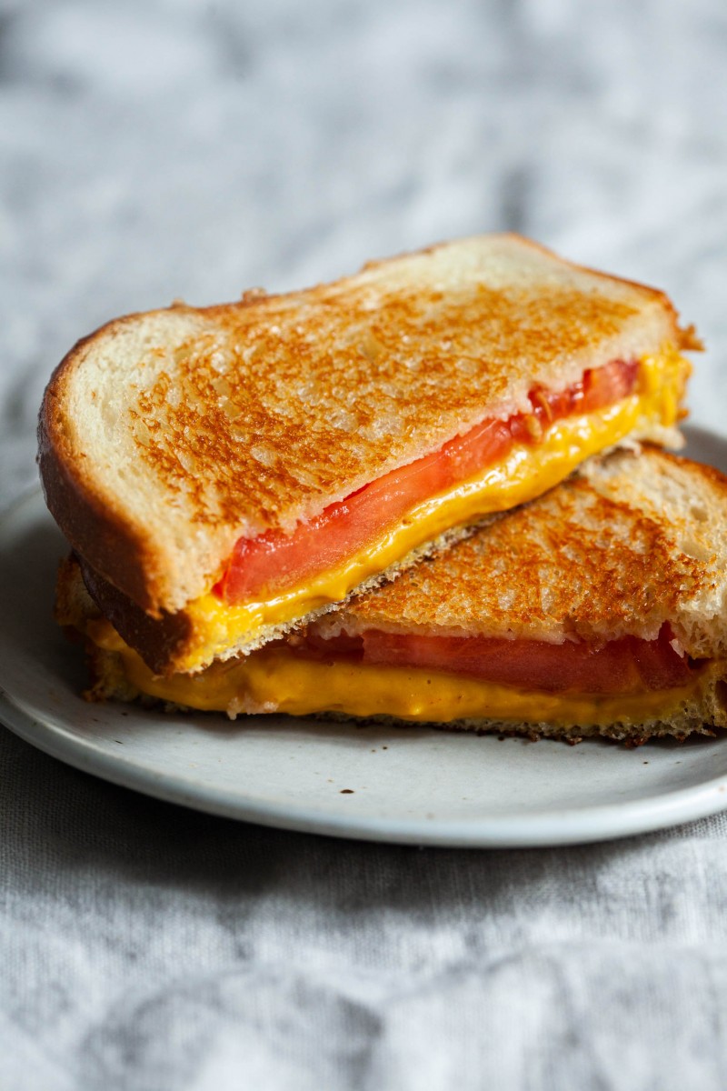 20200506_5eb27ecd5041f Vegan Pantry Tomato Soup & Grilled Cheese