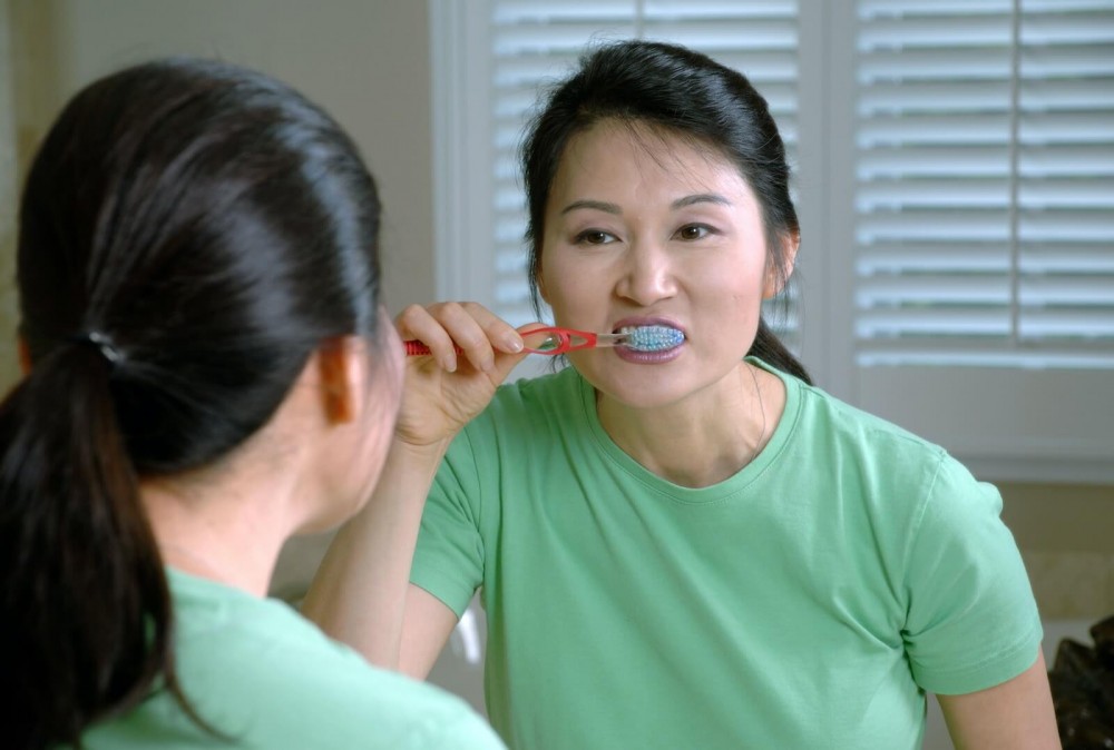 20240320_65faf95eec618 7 Best Toothpastes For Sensitive Teeth, According To Dental Experts