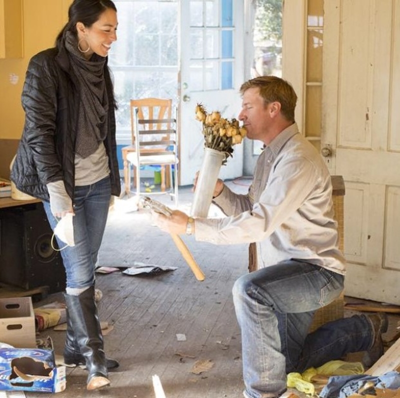 20240422_662613b20a3fe Fixer Uppers: Chip and Joanna Gaines’ Extraordinary Life Story