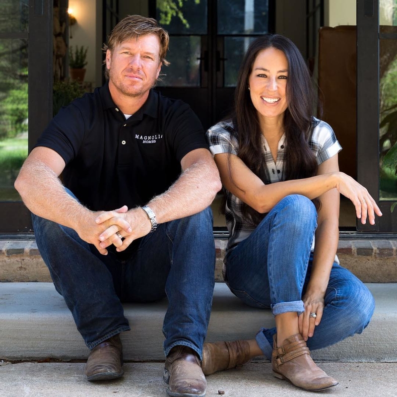 20240422_662613b61e9a3 Fixer Uppers: Chip and Joanna Gaines’ Extraordinary Life Story